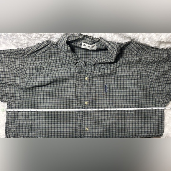 Columbia Sportswear Company Men’s Woven Blue Gray Short Sleeve Button Down Shirt - Picture 10 of 16